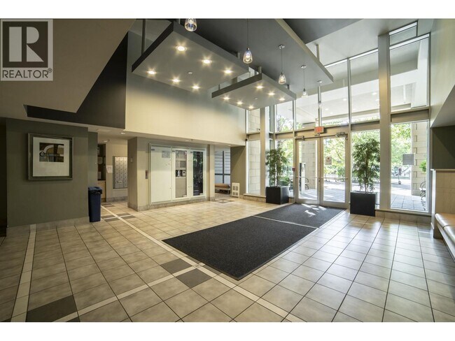 3663 Crowley Dr Unit 21F