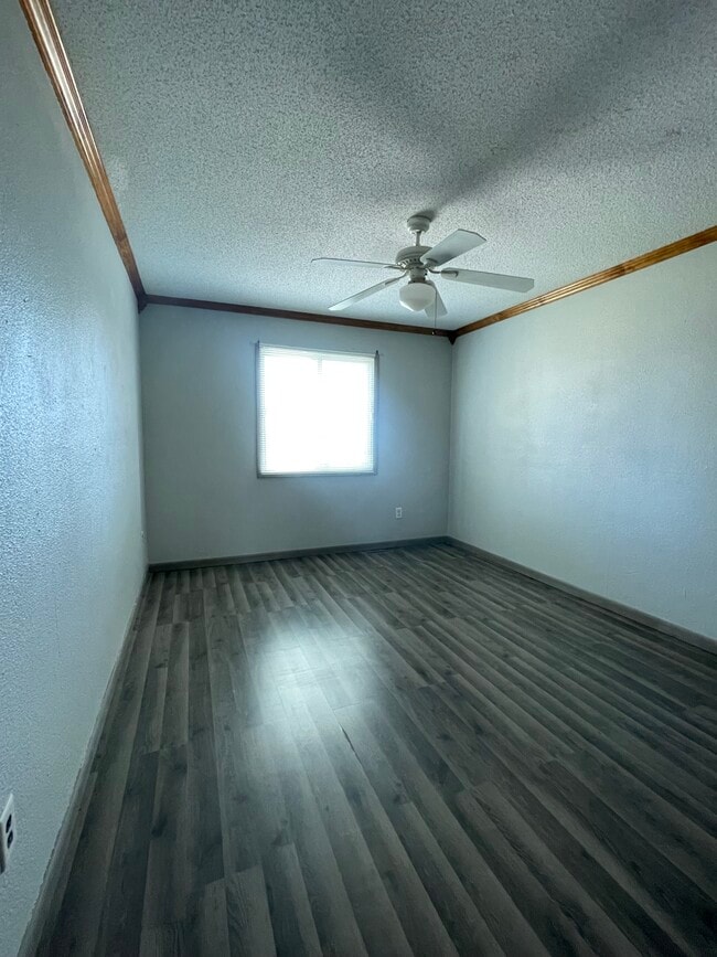 Photo - 4206 SE 23rd St