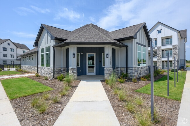 Leasing Office