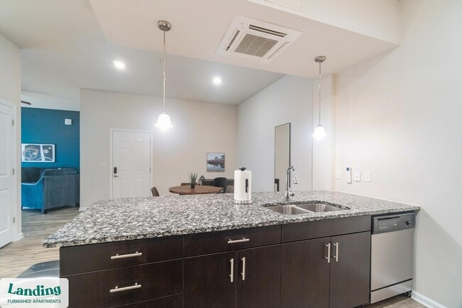 Building Photo - 655 W Mallard Creek Church Rd Rental