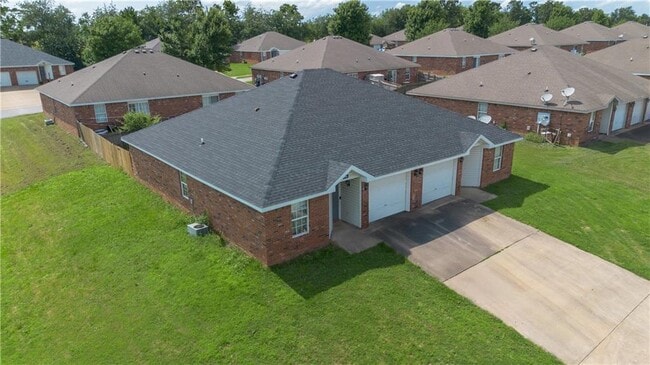 Photo - 258 Graystone Cir