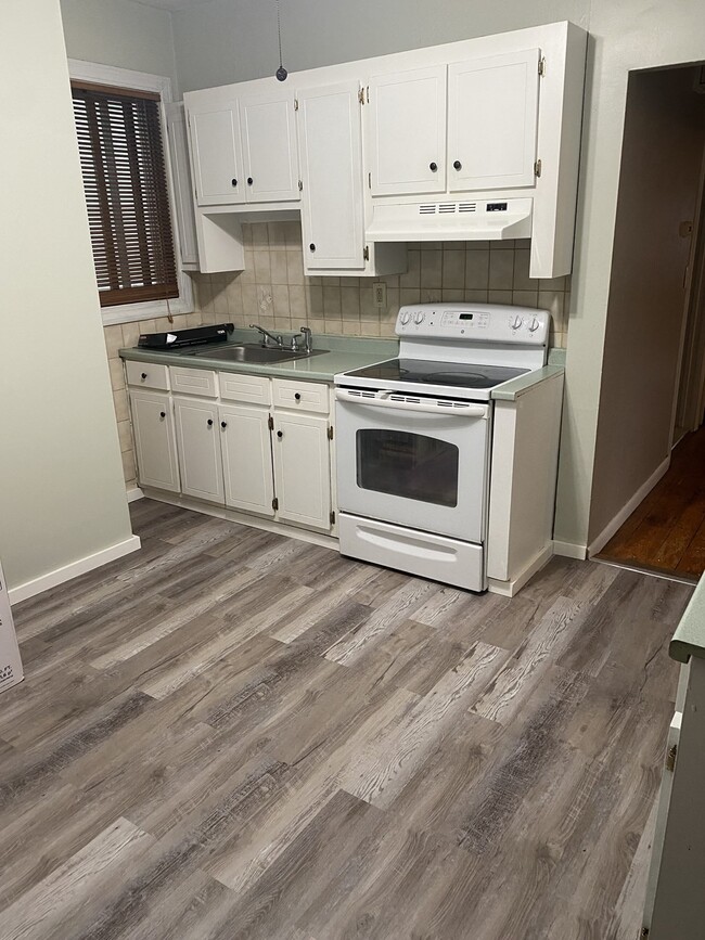 455 Frankfort St Unit 2