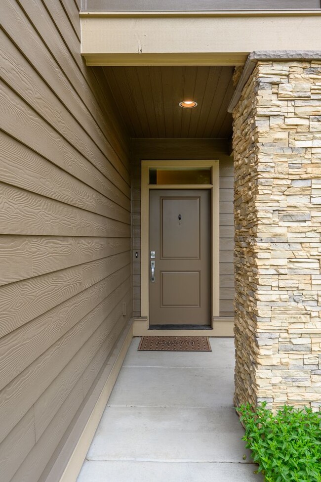 Photo - New listing! Modern, A/C, Washer & Dryer included!