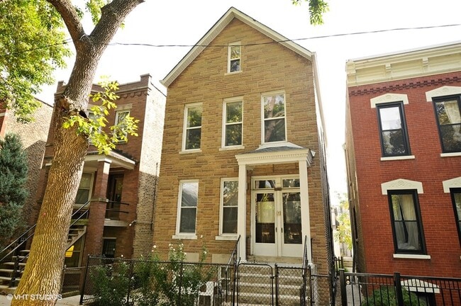 Building Photo - 2019 W Moffat St Unit BSMT