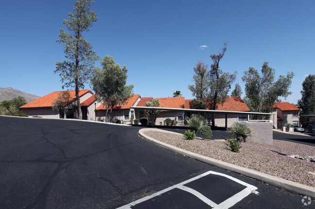 Photo - Tierra Catalina Apartments