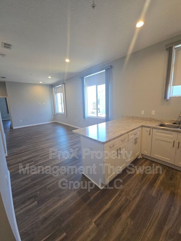Photo - 760 Ave C SW Unit 104