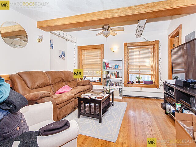 Photo - 39 Charles St