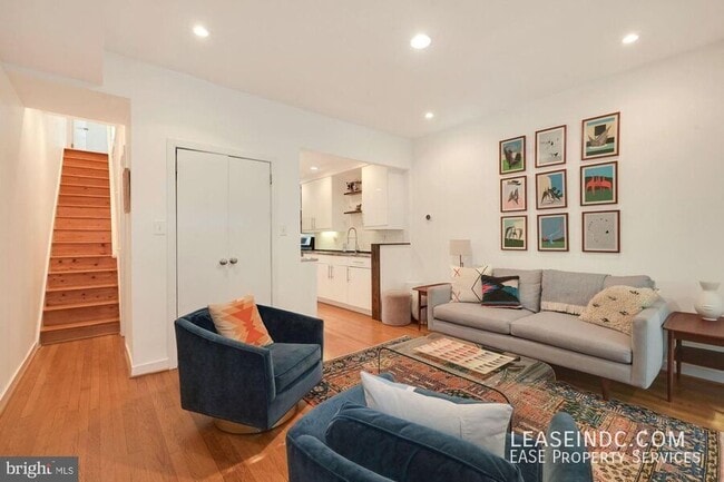 Photo - 1830 8th St NW