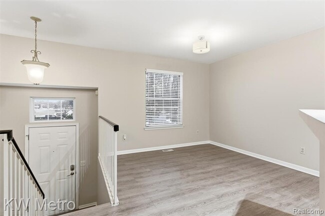 Photo - 1563 N Bywood Ave