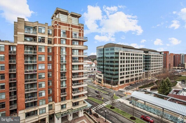 Building Photo - 3650 S Glebe Rd Unit 749 Rental