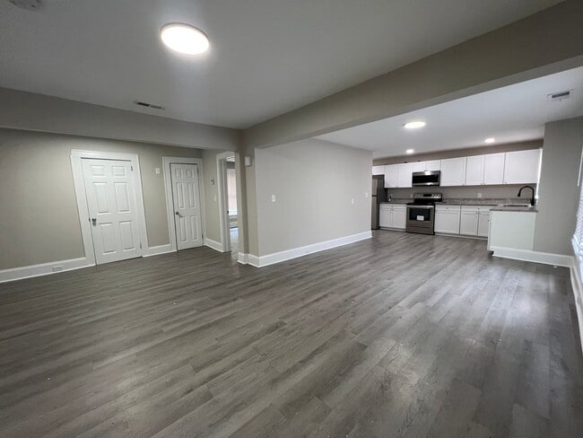 Photo - 1010 W A St