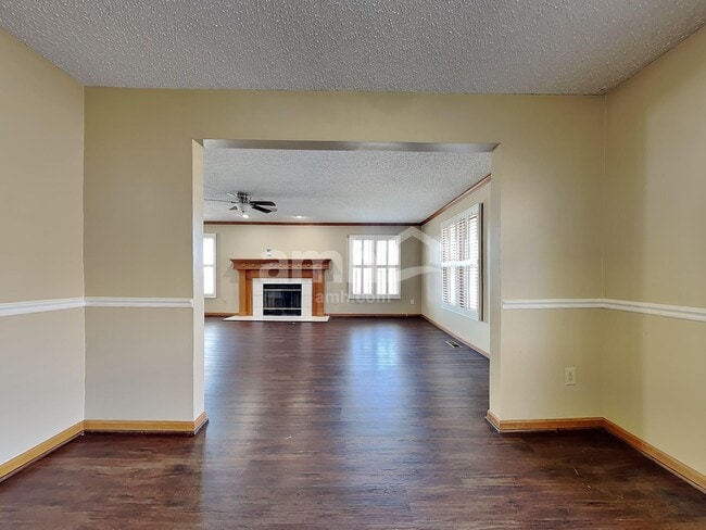 Photo - 110 Justin Pl