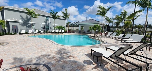 Building Photo - 11790 Venetian Lagoon Dr Unit 102 Rental