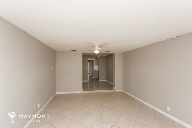 Photo - 5577 89th Ave