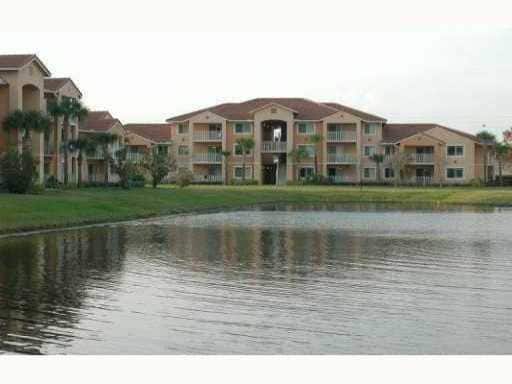 Photo - 131 SW Palm Dr Unidad 106 Rental