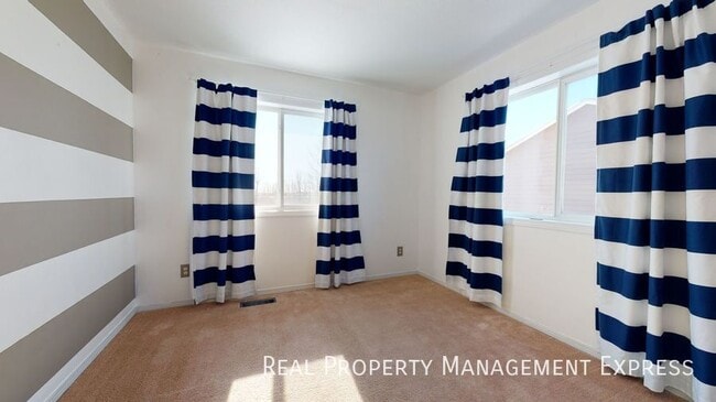 Photo - 7205 W 66th St