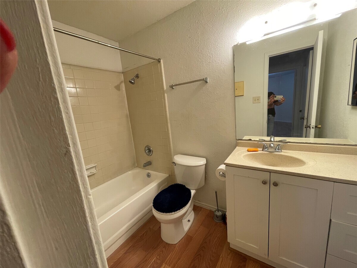 Photo - 9700 Leawood Blvd Unit 1908