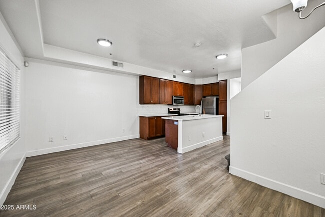 Photo - 4608 W Maryland Ave Unit 1190