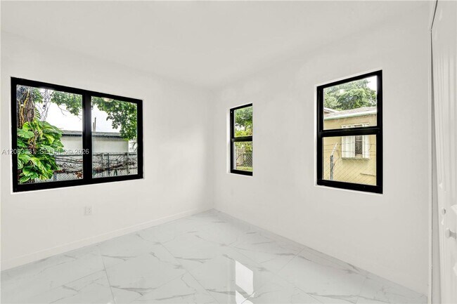 Photo - 5220 NW 24th Ave