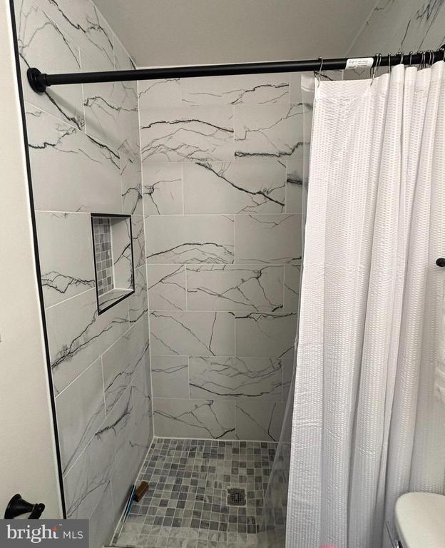 Photo - 310 Frazer Pl