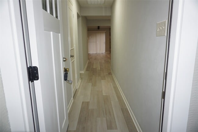 Photo - 1915 Normal Park Dr