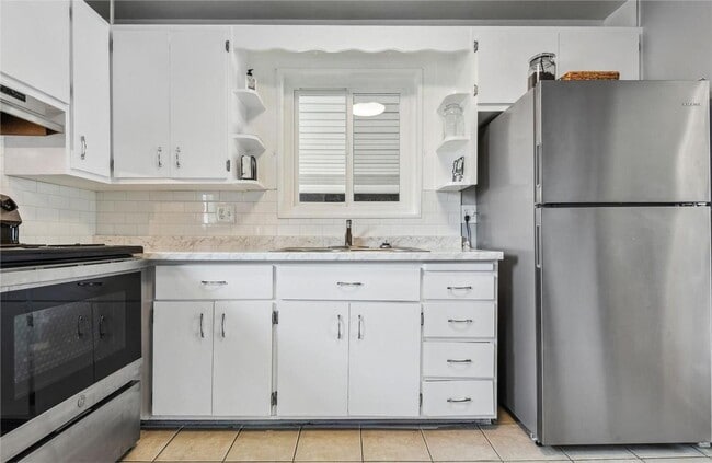 Photo - Updated Brick Ranch with Gorgeous Finishes & Ideal Location!