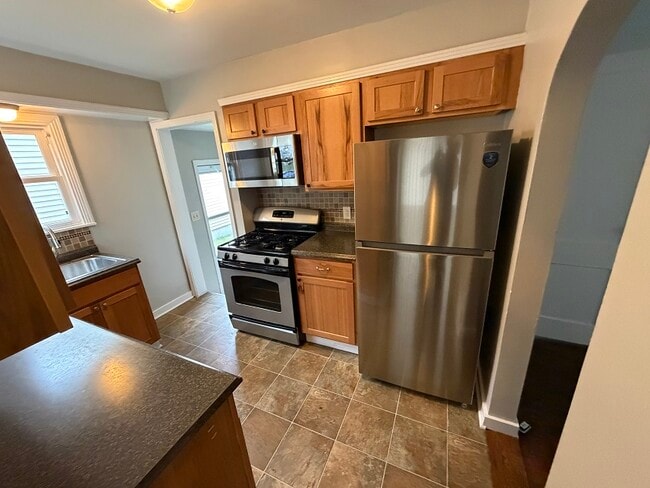 Photo - 1160 Edna St SE
