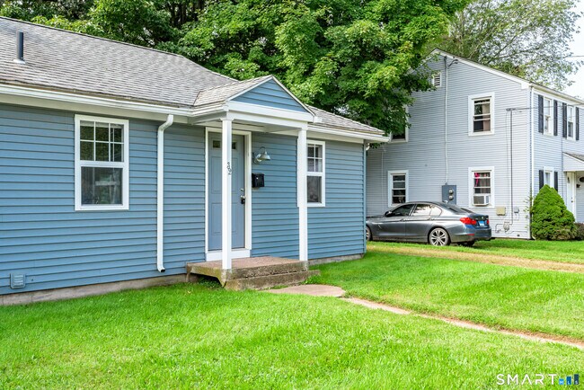 32 Bunce Dr