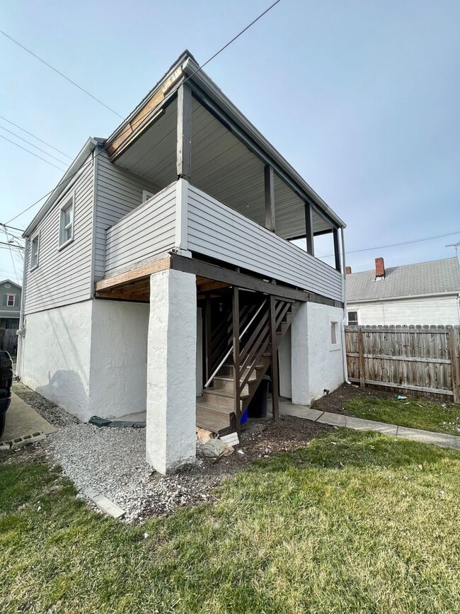 Building Photo - 1613 Fourth Avenue (Full Service) Unit Rear Rental