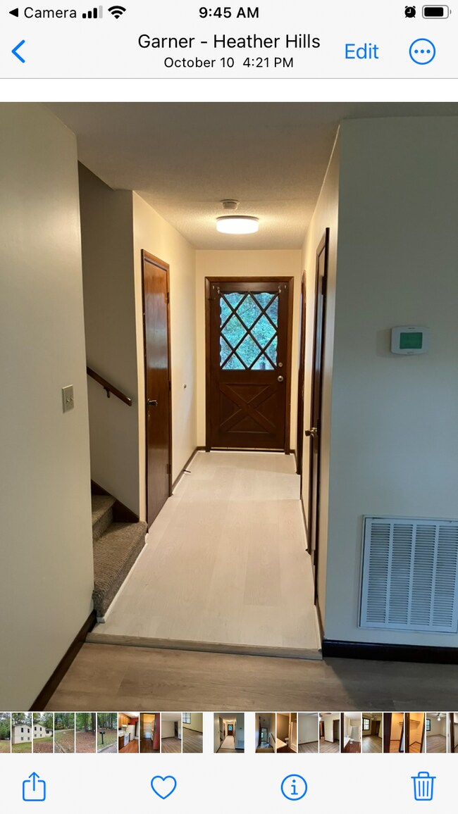 Photo - 205 Hutchins Dr