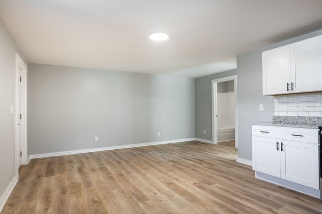 Photo - Discover Modern Living at Genesis Apartments – Cleveland, TN Unit 12