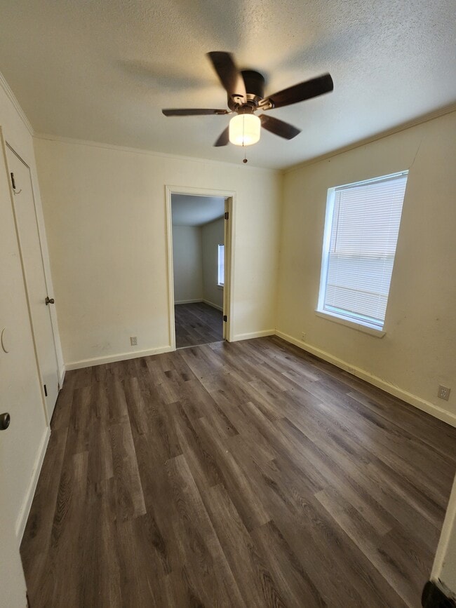 Photo - 2901 Frederick Dr