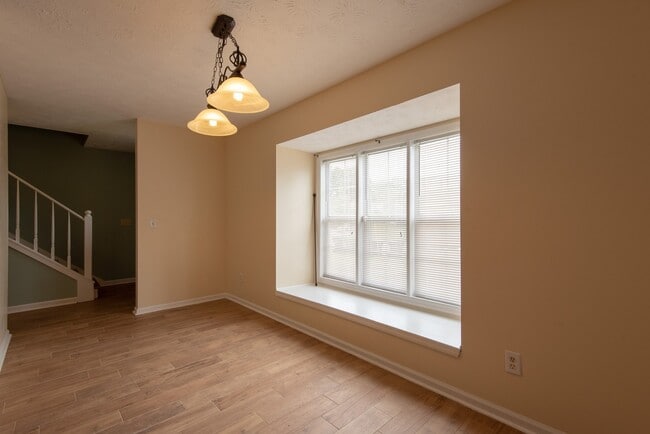 Photo - Chinook Street Townhome