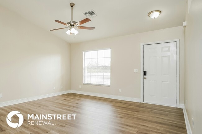 Photo - 2122 NE 20th Ln