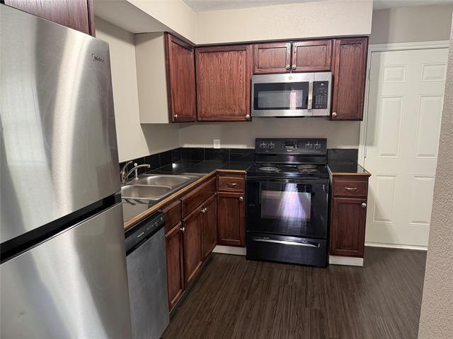 Photo - 357 NW Newton Dr