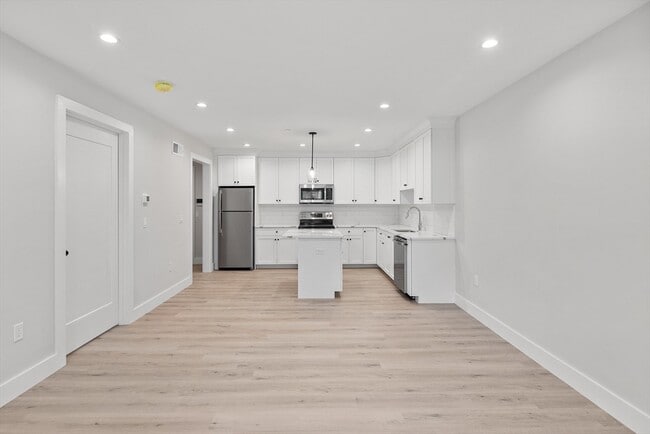 Photo - 186 Bedford St Unit 209