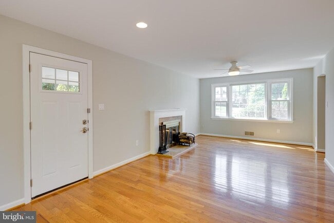 Photo - 6809 Huntsman Blvd