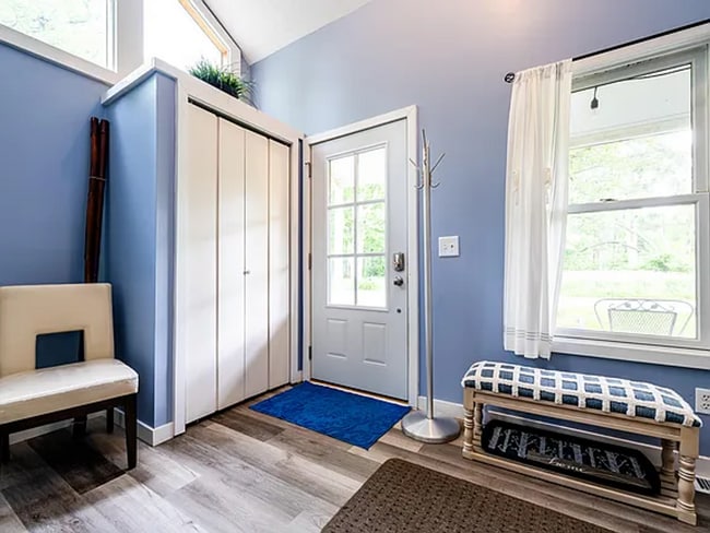 Photo - 2-bedroom, 1.0 bathroom Home within walkin...