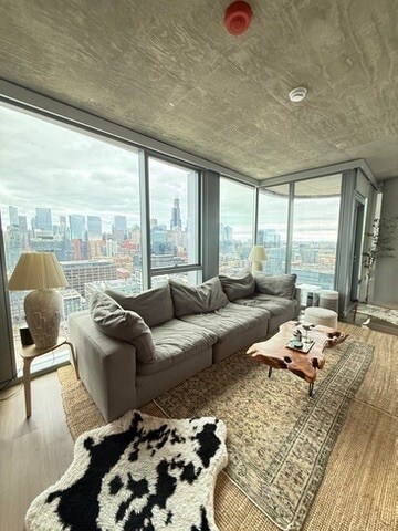 Photo - 1114 W Carroll Ave