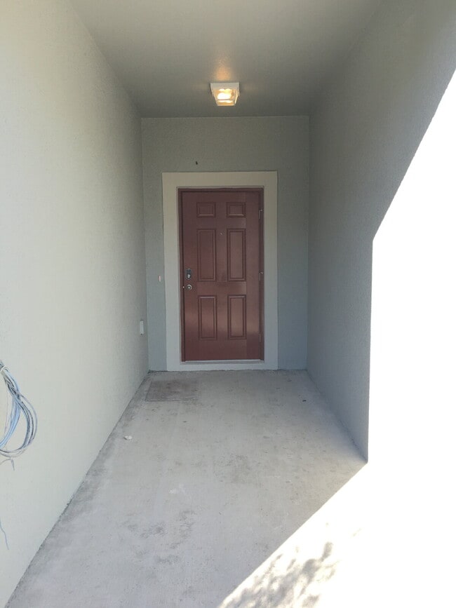Photo - 1535 Cassius St