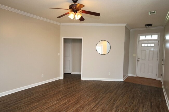 Photo - 5313 Vine Dr