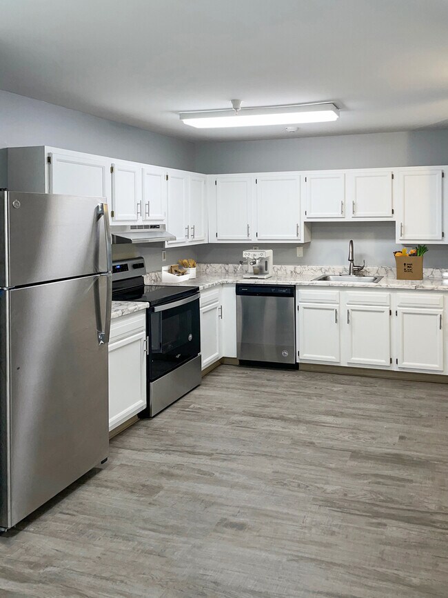 High Pointe Senior Apartments 55+