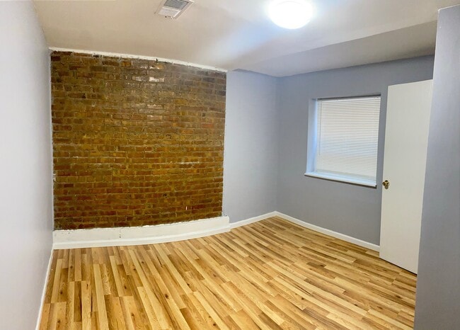 Photo - 4355 S Sawyer Ave Apartments Unit 002