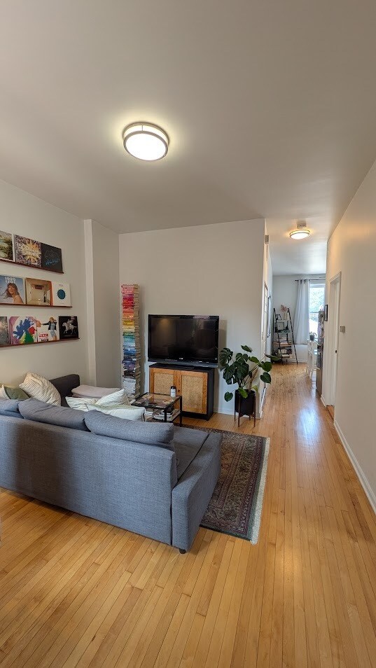 Photo - 2322 W Rice St Unit 2R