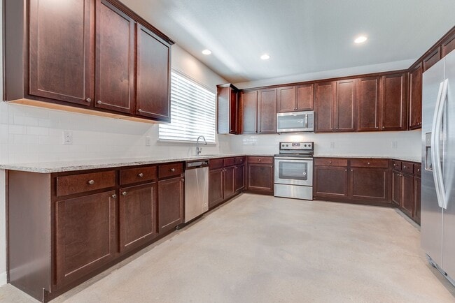 Photo - * MOVE IN SUMMER 7/21/2027 * 5 Bed 3 Bath,...