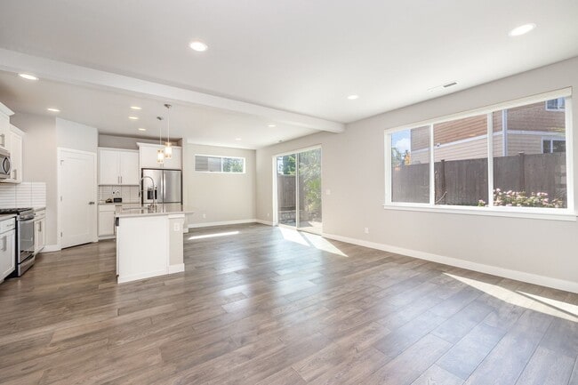 Photo - Modern home with 4 bed 2.5 bath available ...