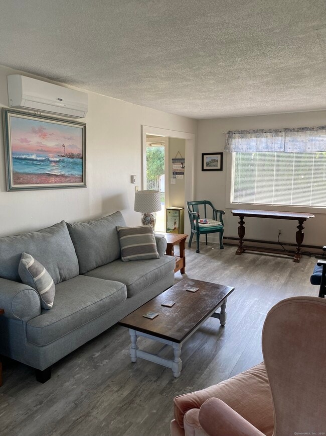 Photo - 9 Red Bird Trail