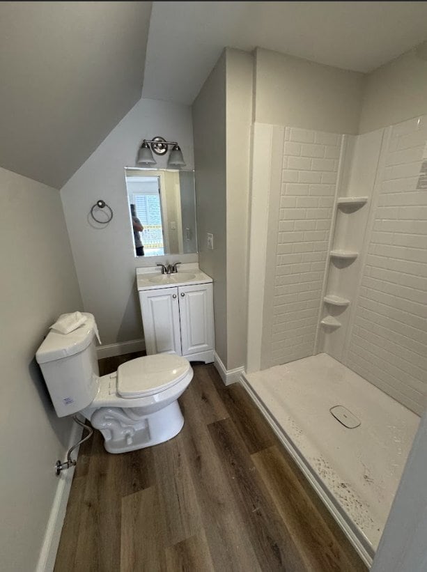 44 Central St Unit 1 bedrooms
