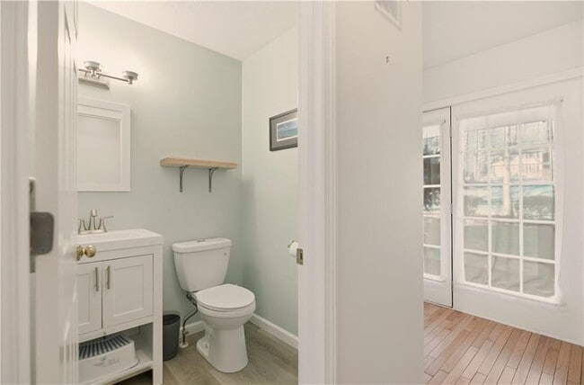 Photo - 141 Laurel Ridge Ln