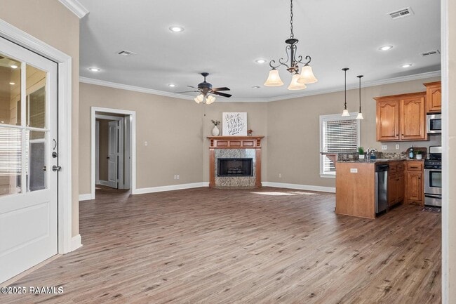 Photo - 1115 Jules Broussard Rd